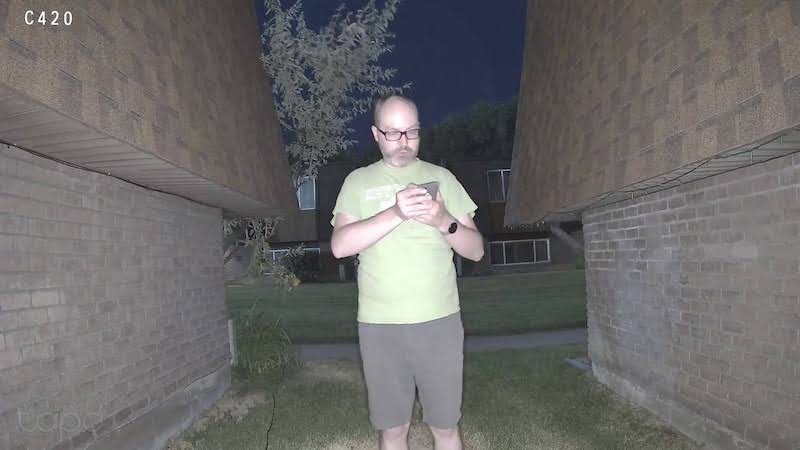 Tapo C420S2 nighttime video quality using spotlight